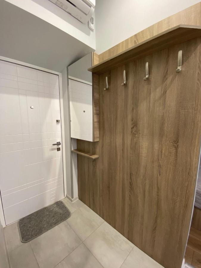 Homelike Apartment リヴィウ エクステリア 写真