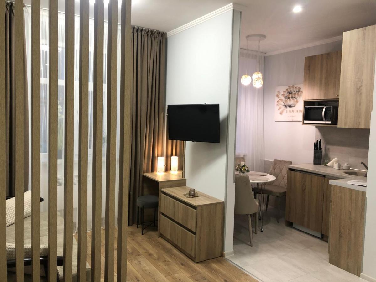Homelike Apartment リヴィウ エクステリア 写真